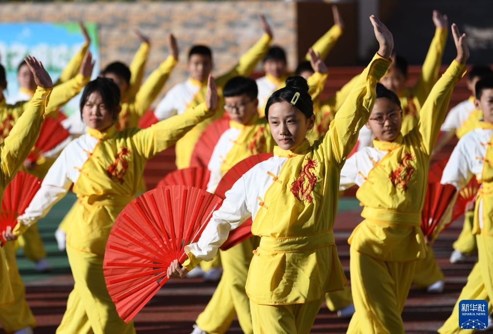 mg游戏中心下载
